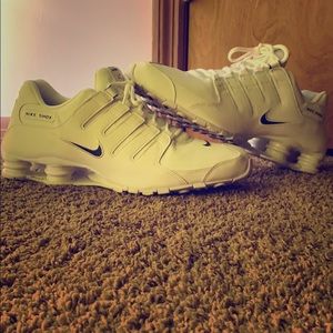 Men’s Nike Shox